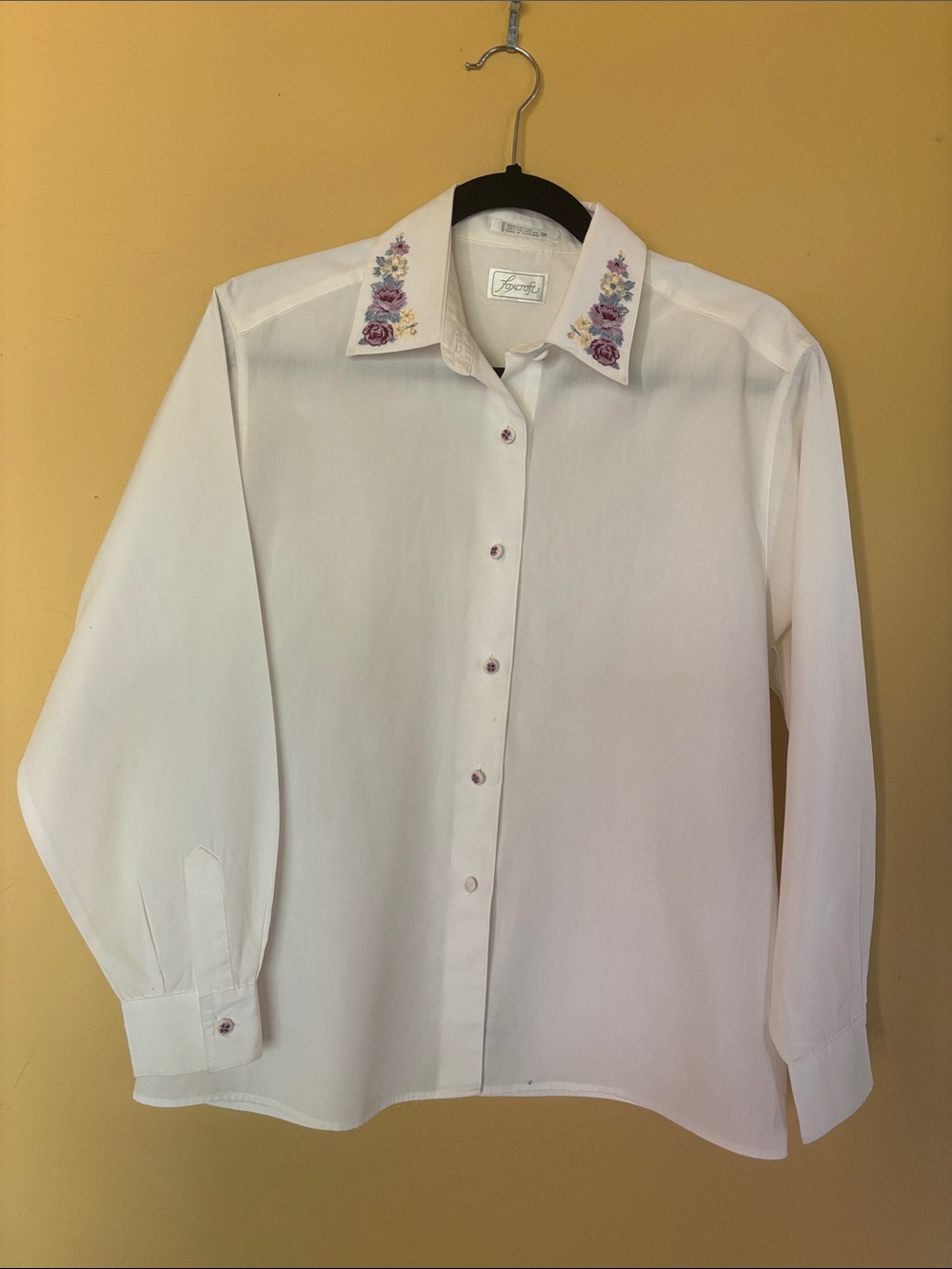 Foxcroft White Button-Down Shirt with Purple Floral Embroidered Collar